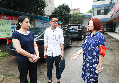 武漢體育中心志愿者走進社區慰問留守兒童(圖2)