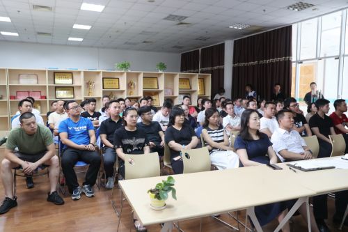 激情六月，第四期“新時代大講堂”火熱舉行(圖1)