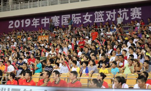 國際女籃對抗賽 中國隊在武漢體育中心戰勝塞內加爾隊(圖6)