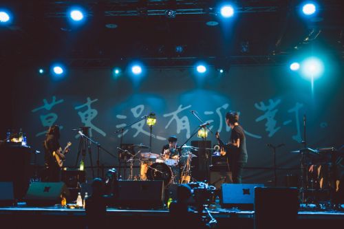 第二屆云游國(guó)際音樂(lè)節(jié)全陣容曝光！</br>賽車(chē)、音樂(lè)兩不誤， 華晨宇、草東“山海”相逢堪稱罕見(jiàn)(圖4)