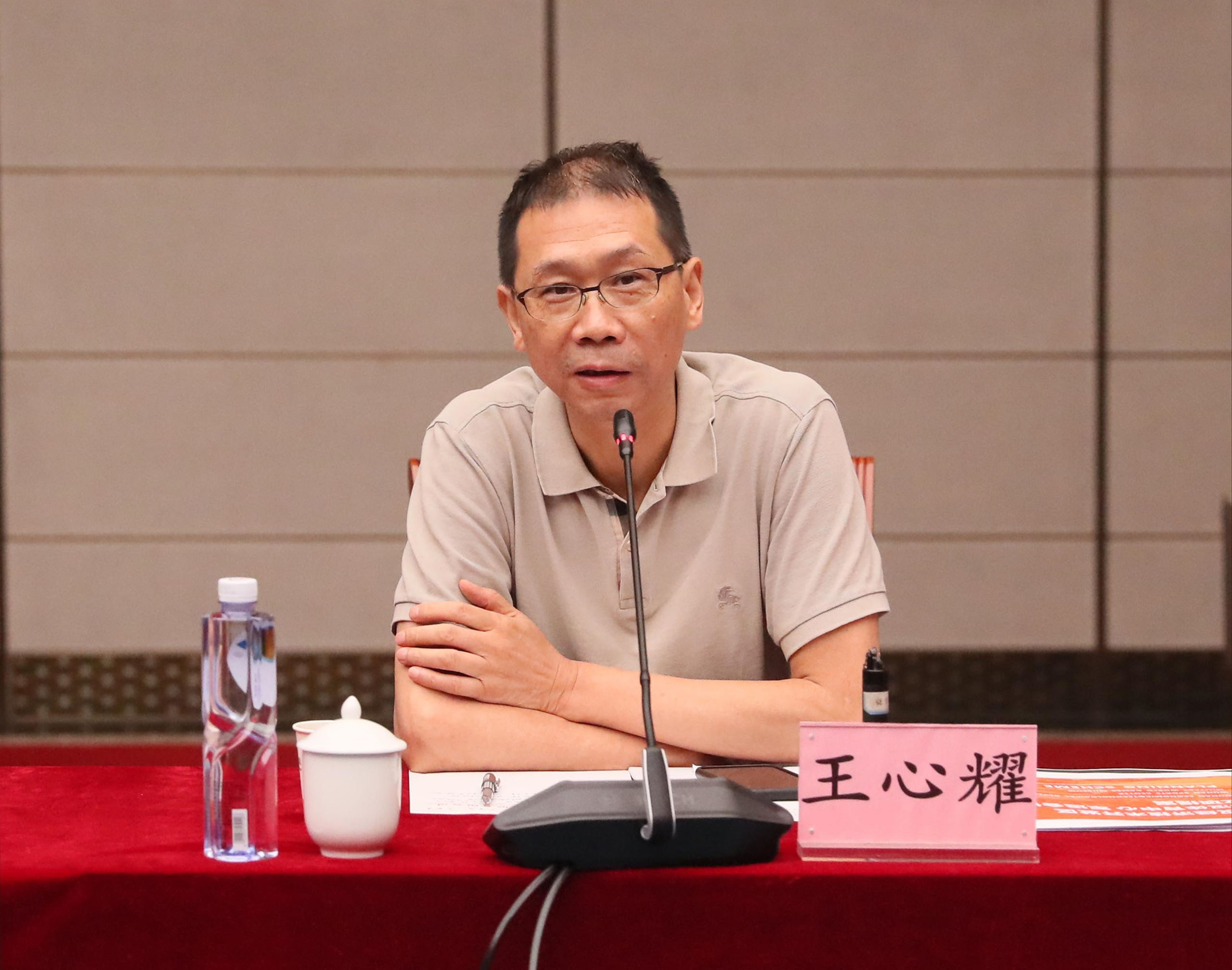 公司召開(kāi)軍運(yùn)會(huì)體育中心博物館方案專家咨詢論證會(huì)(圖5)